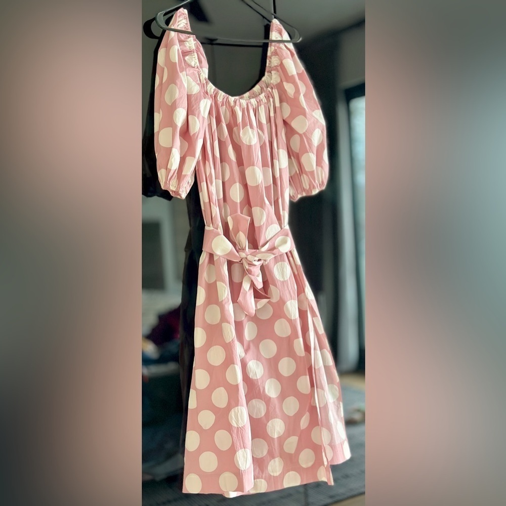 LPA dress. Size XXS (sized down). Polka Dot. Side slit. Pockets. Almost NEW!